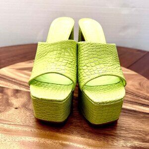 Schutz Darah platform sandal